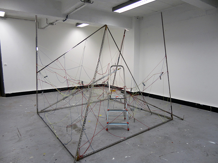 VLM-Cube_a_tisser_#1-06